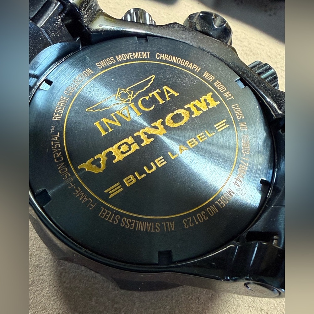 Invicta Venom -Blue Label- Mens Watch - Picture 7 of 10